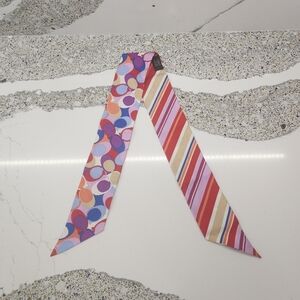 Coach Reversible Skinny Silk Scarf / Twilly – Signature Circle C Print & Stripe